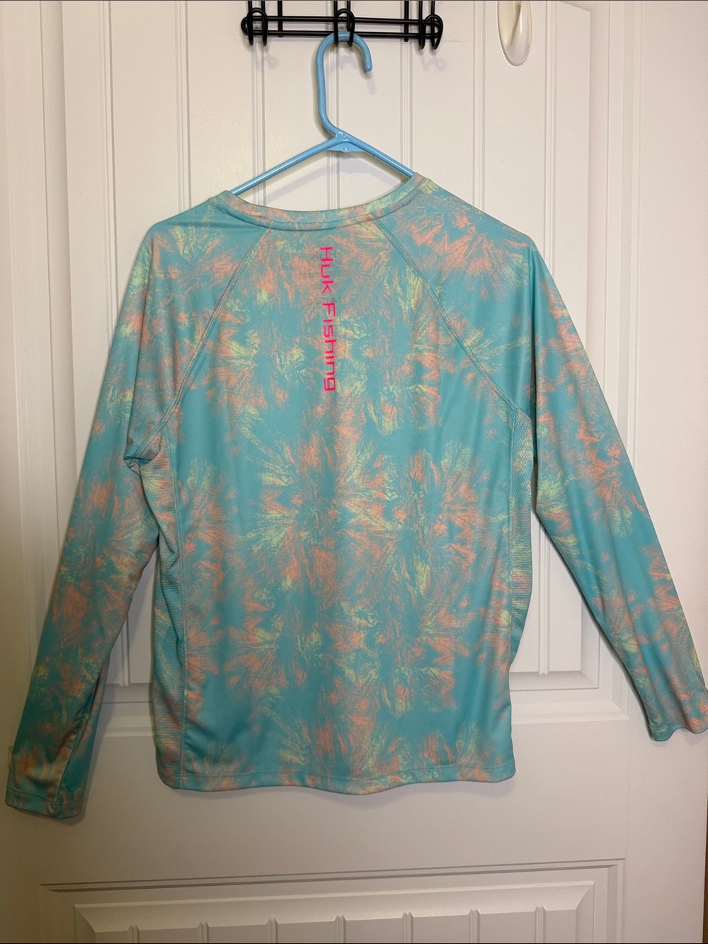 Huk Women’s Multicolor Performance Fishing Long Sleeve Shirt Size M - Picture 8 of 9